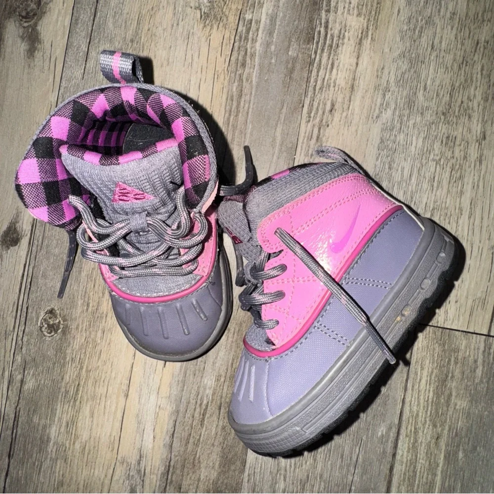 Nike Pink and Gray Winter Boots with Sturdy Design